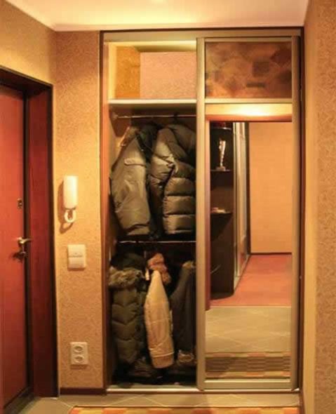 Вграден гардероб