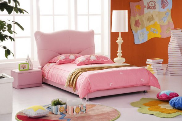 Baby cot for girls