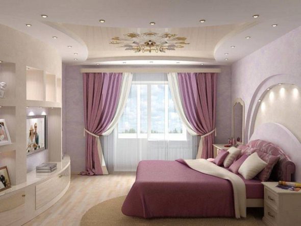 Спалня с бяла лилава