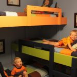 Compact bed in three tiers for children