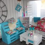 Beautiful and functional pallet furniture