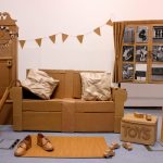 Furniture from the boxes with their own hands - a fashionable hobby
