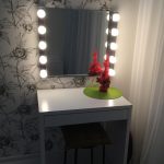 Simple dressing table na may mirror at light