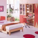 Bedroom for the teenager in red