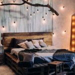 Podświetlana dekoracja sypialni