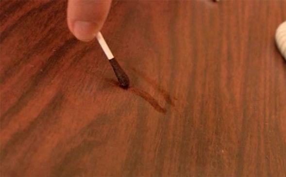Paint over stains with iodine