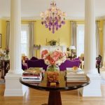 Żółto-fioletowy salon