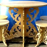 Stol za kavu izrađen od konca s prorezima