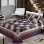 Cotton bedspread with quilt effect