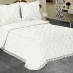 Exquisite White Jacquard Bed Cover