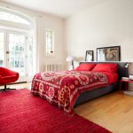 Etnisk stil rødt sengetæppe