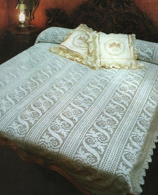 Elegant cover on the bed