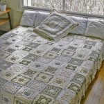 Gentle and comfortable bedspread in pastel colors.