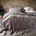 Uždenkite natūralaus lino lovą