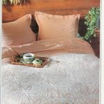Rahat bir rustik tarzda yatak odası
