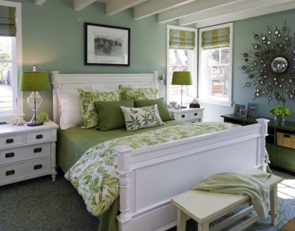 Yeşil tonlarında yatak odası