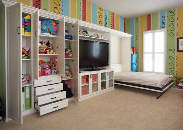 Ściana do pokoju dziecięcego ze składanym łóżkiem