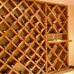 Wine cellar with honeycombs