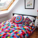 Bright plaid will decorate your bed
