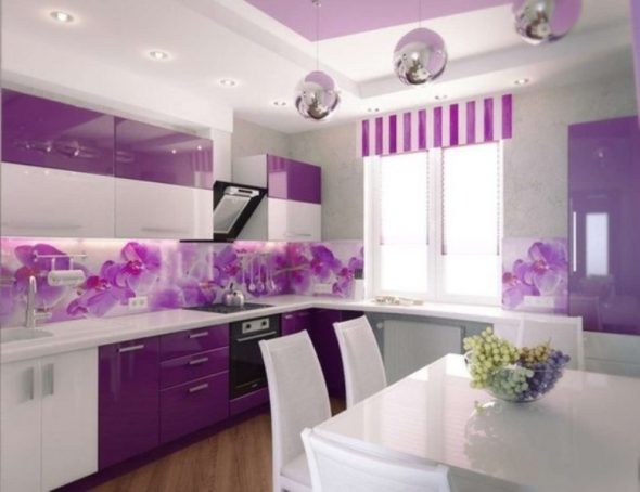 White-lilac kitchen