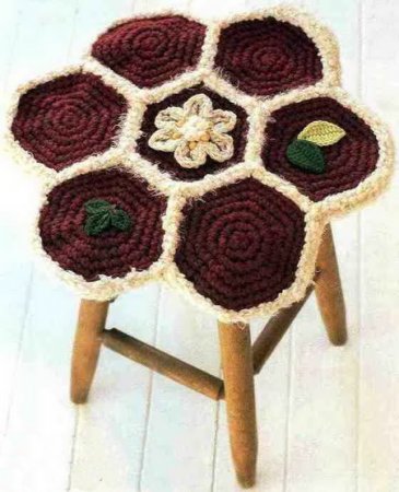 Chamomile stool cover
