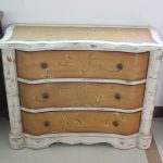Chest of drawers in Provence style