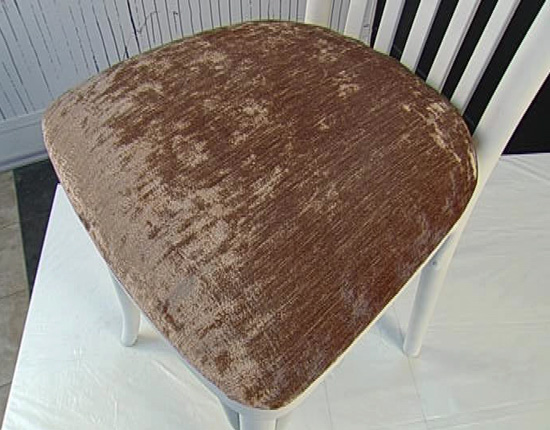 Oslikana mekana stolica