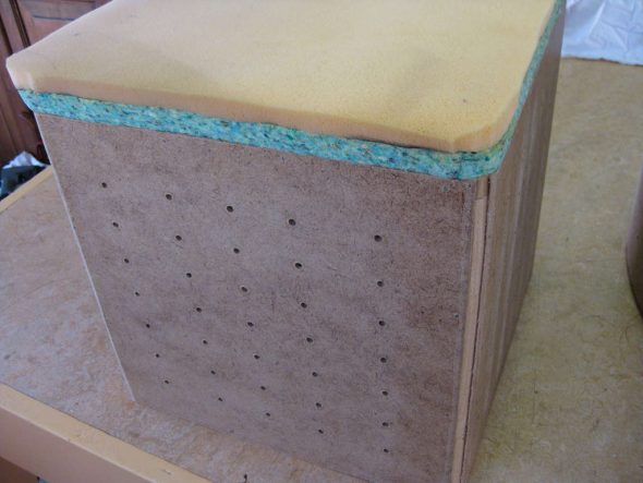 Glue soft foam rubber