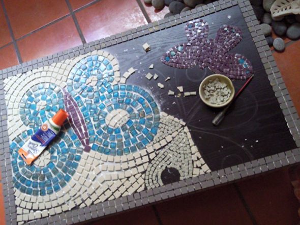 Gumawa ng larawan ng isang mosaic