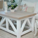 Provence-style DIY table
