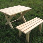 Drveni stol