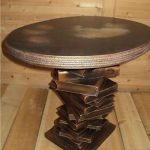 Kawili-wiling round coffee table