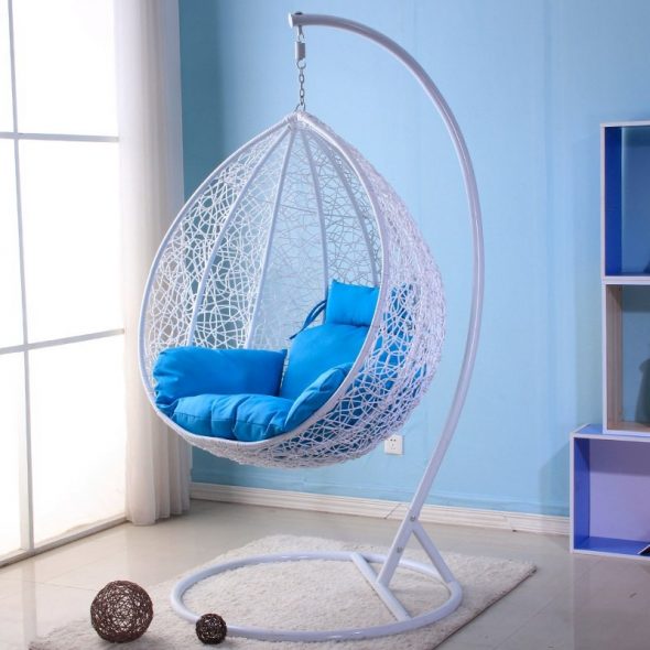 Suspended chair cocoon