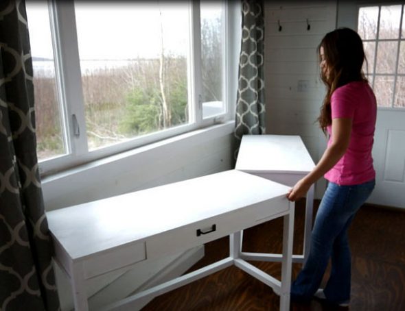 Folding table for the kitchen