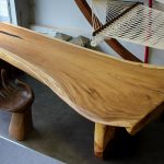 Ručno rađeni drveni stol