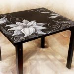Ręcznie malowany stół