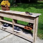 Shelf for shoes from the boards for the street do it yourself