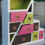 Cardboard chest of drawers with a stepped frame