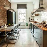 Loft-style kitchen without hinged elements