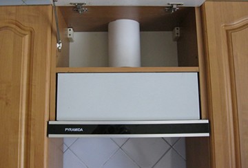 Built-in hood in the cabinet