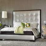 Silver soft headboard na may upholstered carriage strap