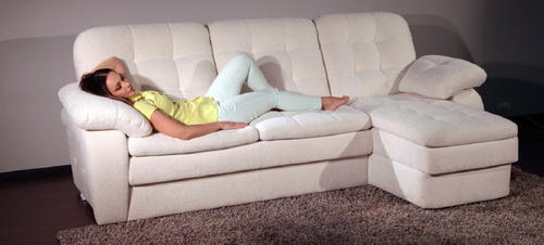 Удобен диван