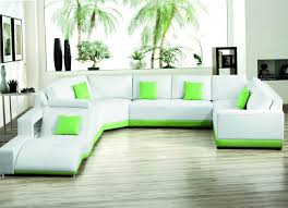 Corner sofa na naka-set sa living room