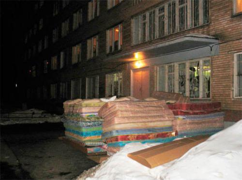 Mattresses in the cold