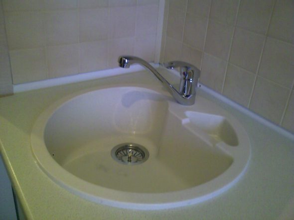 We install siphon on a sink
