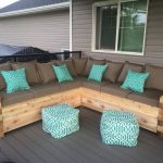 Turquoise shades para sa homemade sofa decor