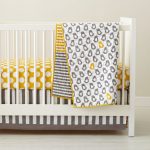 Geometric patterns for bed baby