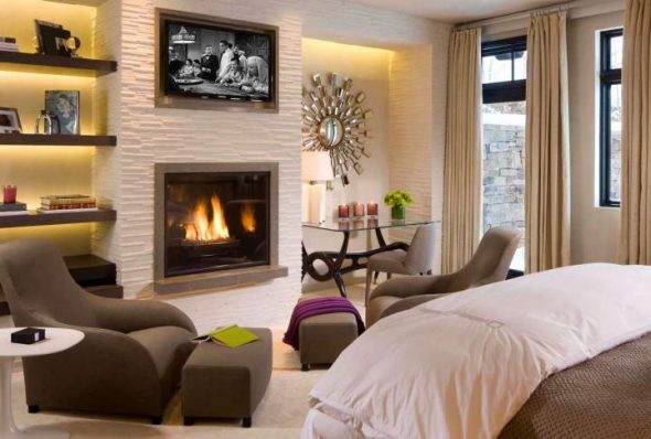 Fireplace in the bedroom