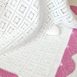 Gentle white plaid with pink edging