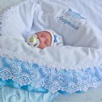 Personalizirano pokrivač za novorođenče tijekom pražnjenja